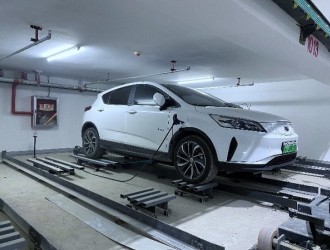 充電樁+立體車庫，領(lǐng)充幫助解決停車難、充電難問題