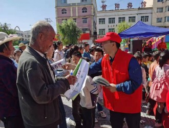 中宣部授予國(guó)家電網(wǎng)員工錢(qián)海軍“時(shí)代楷模”稱號(hào)